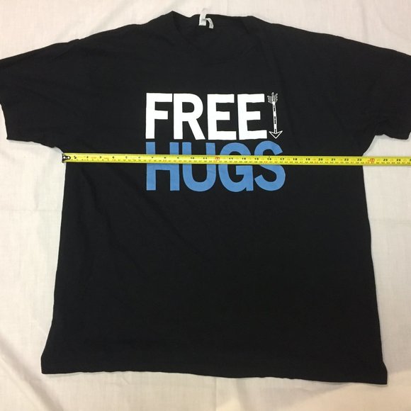 Tomsblanks Free Hugs Black Mens Shirt XL - Picture 5 of 6